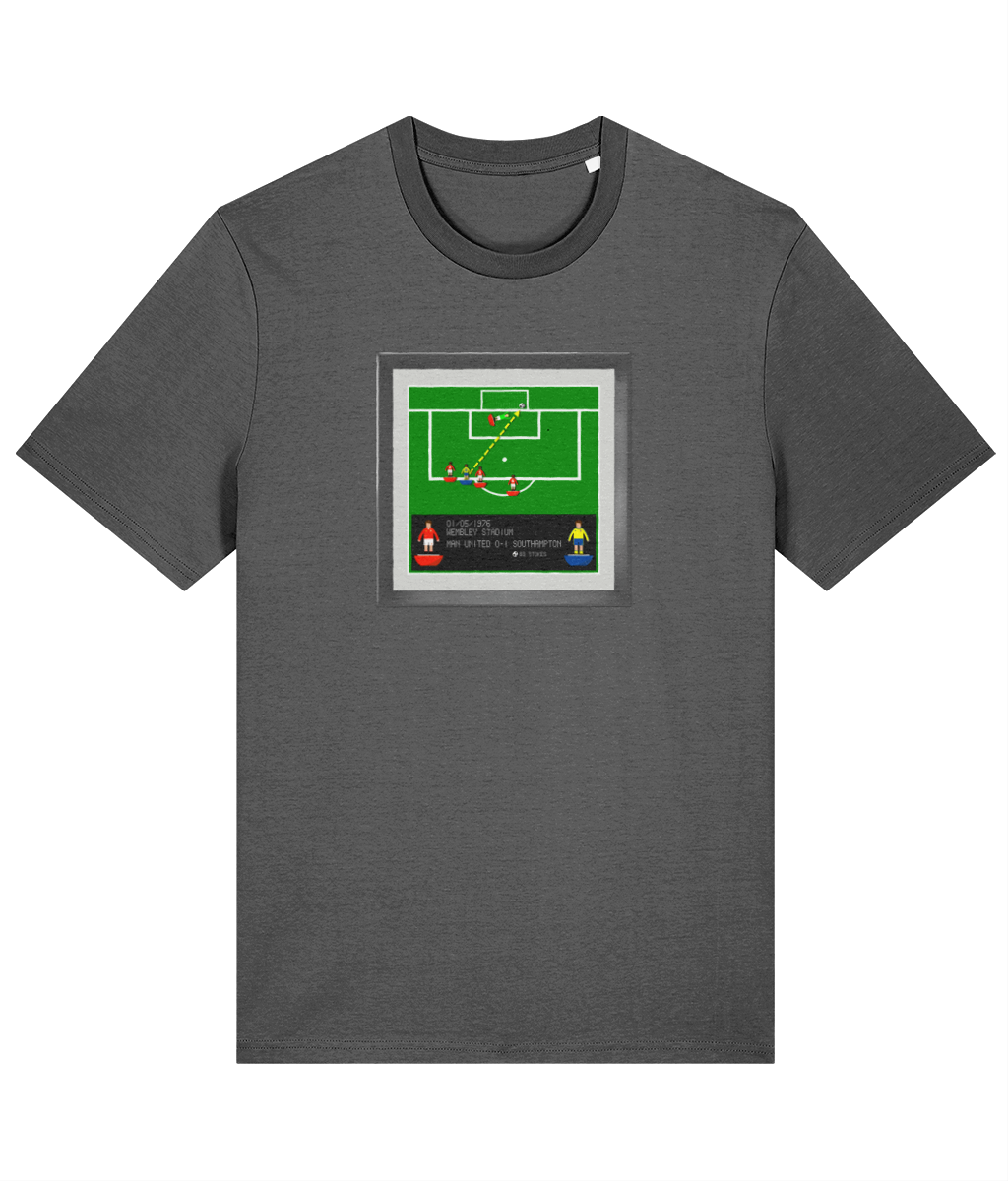 Football Iconic Moments 'Stokes - Manchester City v SOUTHAMPTON 1976' Unisex T-Shirt