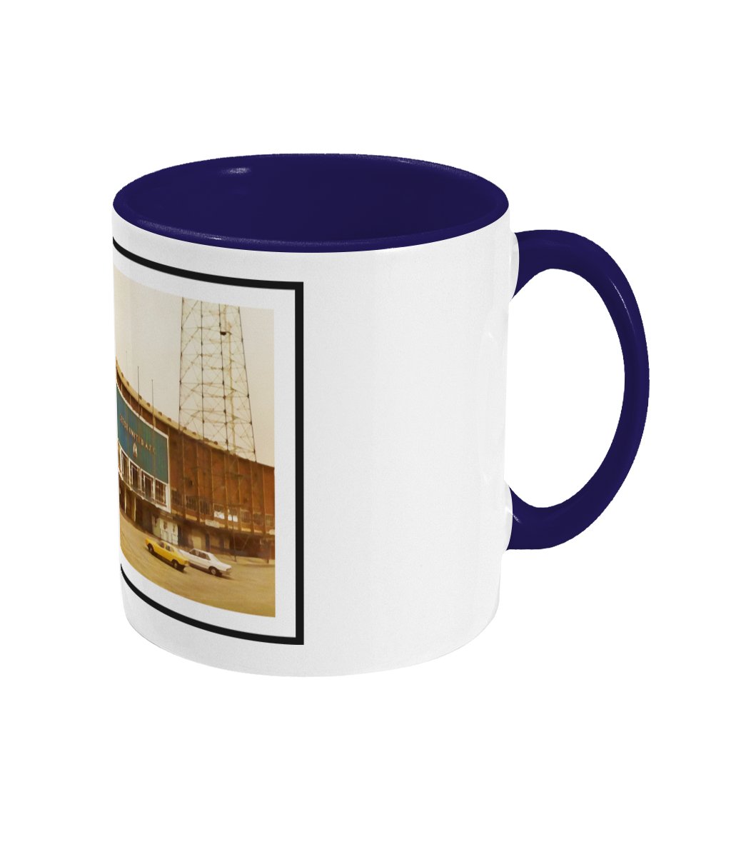 Football Grounds 'Leeds Elland Road Watercolour Style' Mug